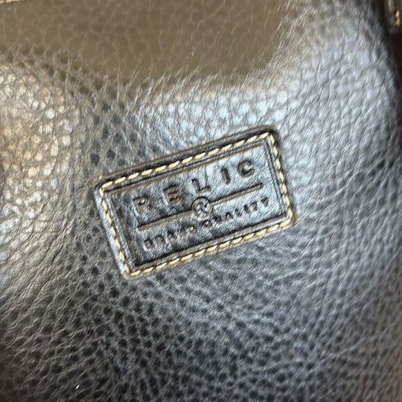 Relic by Fossil Y2K Vintage Faux Leather Crossbody Organizer Bag - Picture 11 of 16